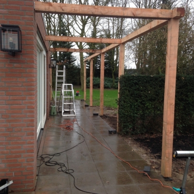 Stoere robuuste pergola Drunen